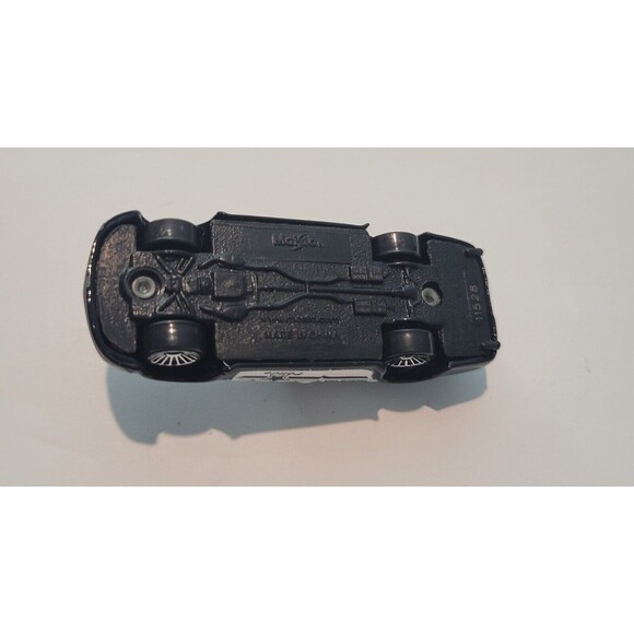 Maisto Diecast Cars 1:64 Scale Lot of 7 Lamborghini, Studebaker Starliner - Picture 4 of 16